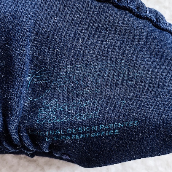 ๐CLOSET CLEAN-OUT - MAKE OFFERS๐ Vintage Deep Blue Crescendo Gloves - Picture 4 of 4